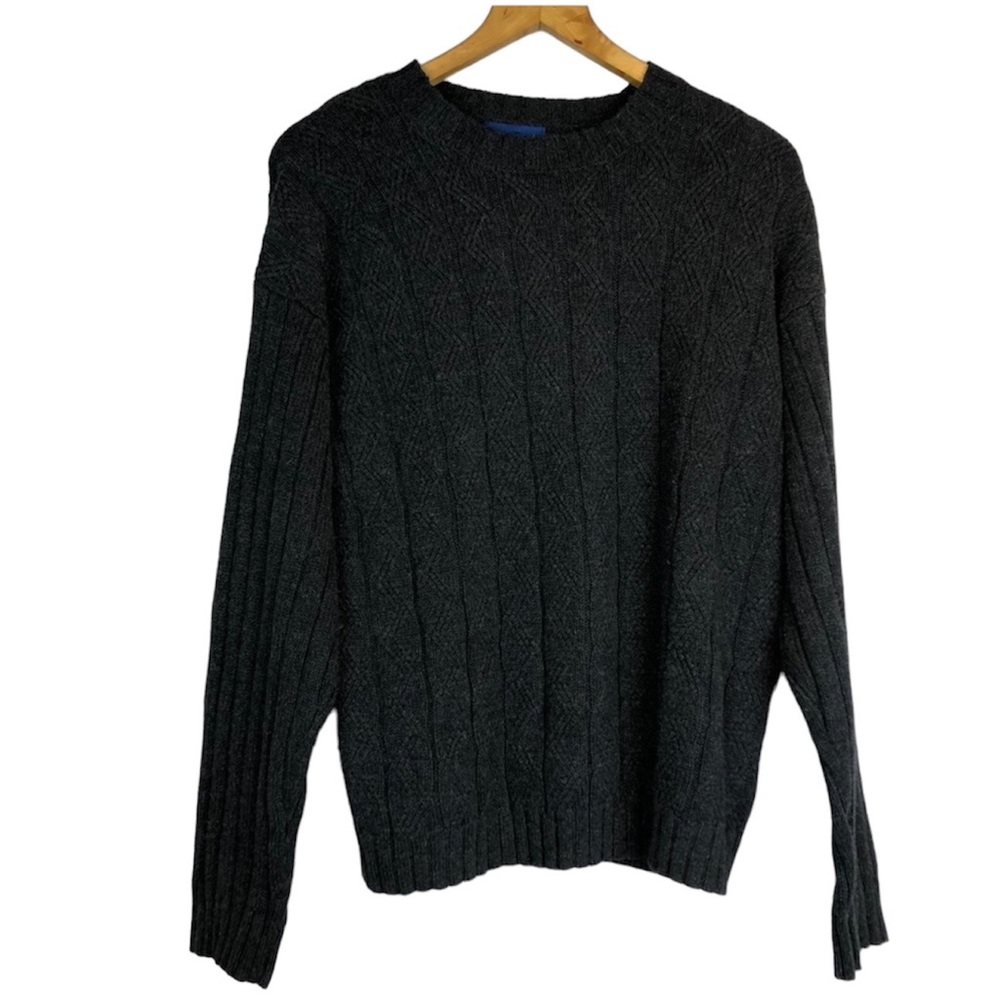 Towncraft sweater men’s size medium